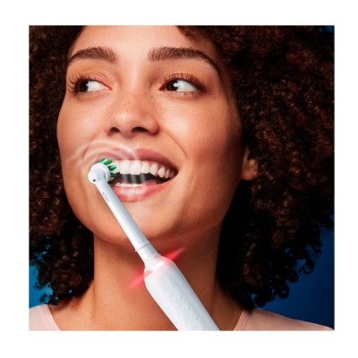 Cepillo Dental ORAL-B Pro 3 3500...